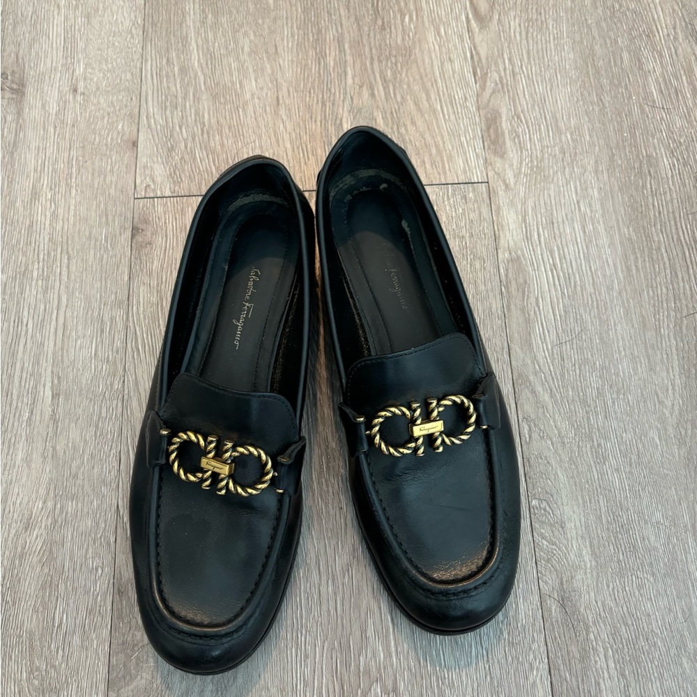 Ferragamo women’s loafers size 9!